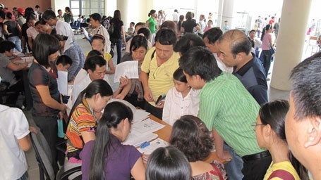 Cuộc đua giành một suất học tại Trường THCS Hà Nội - Amsterdam luôn nóng bỏng, với số lượng thí sinh đăng ký dự tuyển cao gấp hàng chục lần chỉ tiêu tuyển sinh.