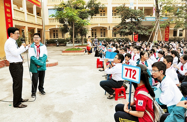 Tuyên truyền pháp luật bảo vệ trẻ em, phòng chống bạo lực học đường tại Trường THCS Bế Văn Đàn (Hà Nội). Ảnh | An Khánh