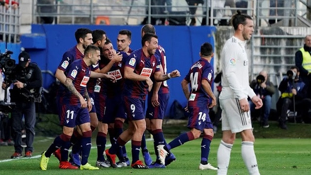 Eibar có chiến thắng giòn giã hoàn toàn trên cơ so với Real chơi mờ nhạt suốt 90 phút trên sân Ipurua. (Ảnh: Reuters)