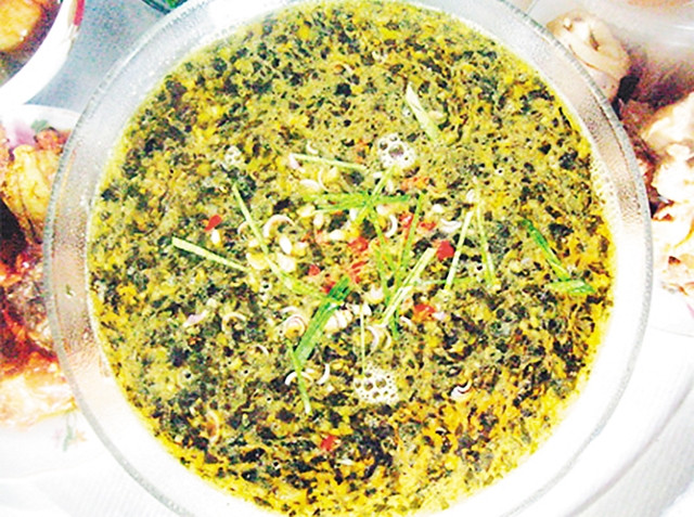 Canh đắng kể chuyện tình thân