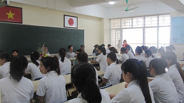 Người lao động nên tìm hiểu kỹ thông tin về chương trình để tránh bị lừa và lợi dụng.