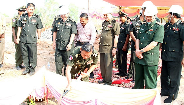 Nghi lễ động thổ công trình.