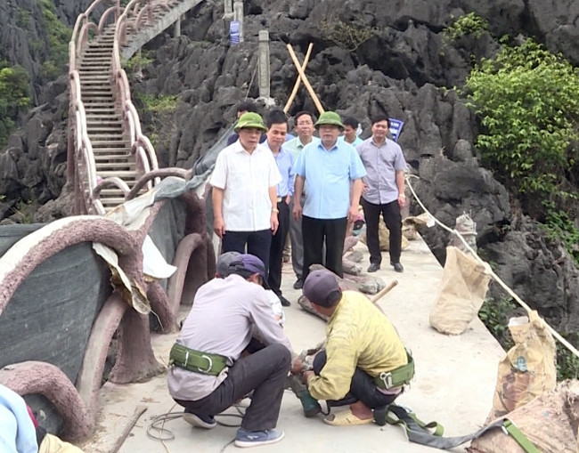Công trình xây dựng trái phép bị tháo dỡ tại vùng lõi Khu Di sản văn hóa và thiên nhiên thế giới Tràng An (Ninh Bình). Ảnh: MINH NGUYỆT