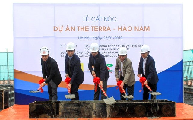 The Terra - Hào Nam - dự án tọa lạc tại vị trí đắc địa ngay trung tâm quận Đống Đa (Hà Nội) đã chính thức được cất nóc. 