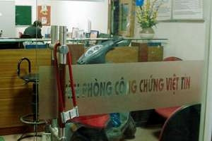 Dỡ niêm phong hồ sơ VPCC Việt Tín phục vụ điều tra