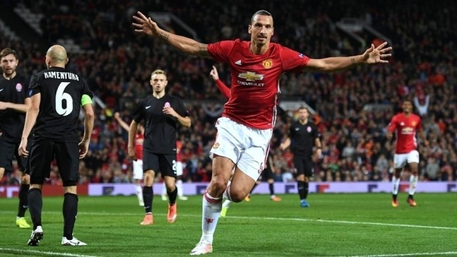 Tiền đạo Zlatan Ibrahimovic của Manchester United ghi bàn thắng duy nhất giúp Quỷ đỏ vượt qua Zorya trong trận đấu trên sân nhà thuộc khuôn khổ vòng bảng UEFA Europa League hôm 30-9. (Ảnh: Getty Image