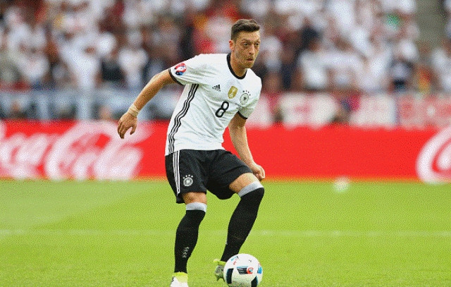 M.Ozil, tiền vệ tiến công tài năng của đội tuyển Đức.
