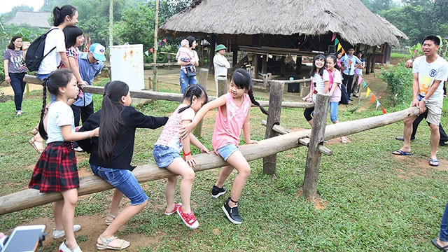 Ngày hè của em tại Làng văn hóa