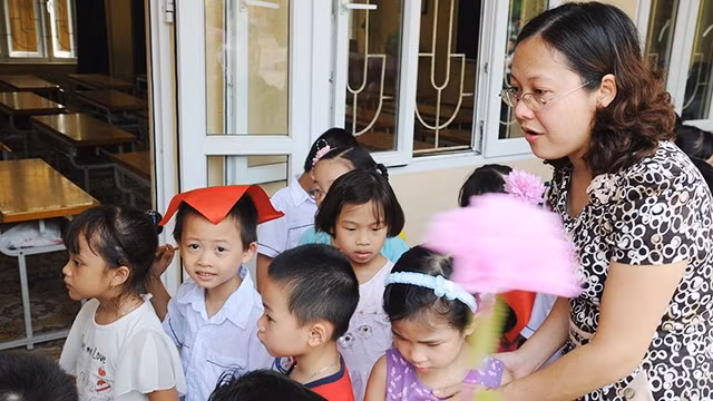 Cần quan tâm đến các yếu tố an toàn, văn hóa, đạo đức trong môi trường học đường để bảo vệ trẻ. Ảnh: LAM ANH