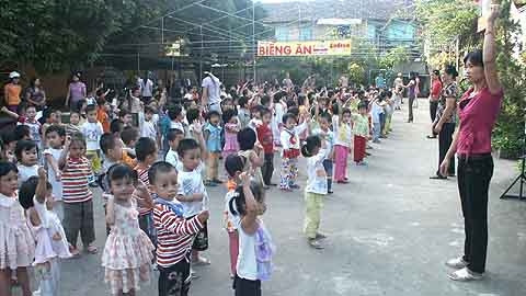 Thái Nguyên cần quan tâm hơn nữa đến công tác phòng bệnh sởi cho trẻ em trong các trường học. 