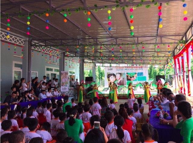 Lễ khánh thành và bàn giao Trường mầm non Sao Mai (xã Cư Ni, huyện Eakar, tỉnh Đác Lắc).