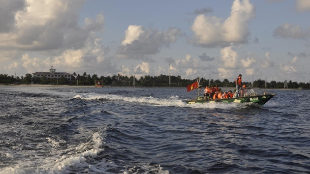 Giữa muôn trùng biển khơi, đảo Nam Yết được “xanh hóa” bằng các loại cây mang đặc trưng của biển như: Dừa, phong ba, bão táp, phi lao, xương rồng…