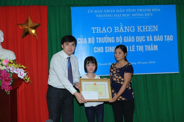 Truy tặng Bằng khen cho học sinh dũng cảm cứu người ở Thanh Hóa
