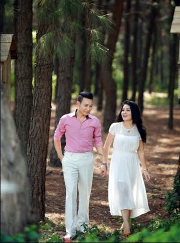 Ca sĩ Anh Thơ và Linh Nguyễn trong MV Đường tình đôi ngả.