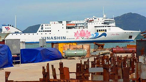 Một con tàu của Vinashin. (Ảnh: congly.com.vn)