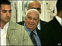 Ông Sharon quyết định lấy tên đảng mới là Kadima