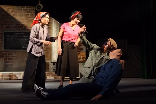 Vở diễn "Ai là thủ phạm".