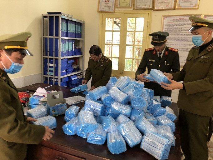 Xử phạt thêm 30 cơ sở sản xuất, kinh doanh thiết bị y tế