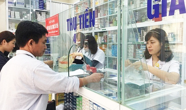 Đấu thầu thuốc tập trung là phương án để hạn chế tiêu cực, song vẫn còn lo ngại về việc độc quyền, cũng như khả năng cung ứng thuốc của các nhà thầu. Ảnh: Sở Y tế Hà Nội