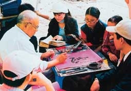 Xin và cho chữ - một phong tục đẹp.