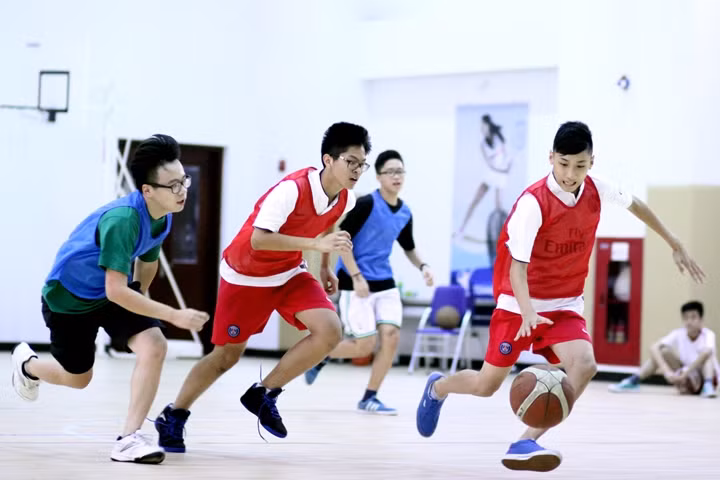 Cần tạo cơ chế xã hội hóa đầu tư vào giáo dục thể chất trong hệ thống phổ thông để giúp phát triển tầm vóc cho thế hệ trẻ Việt Nam.           Ảnh: THU HÀ