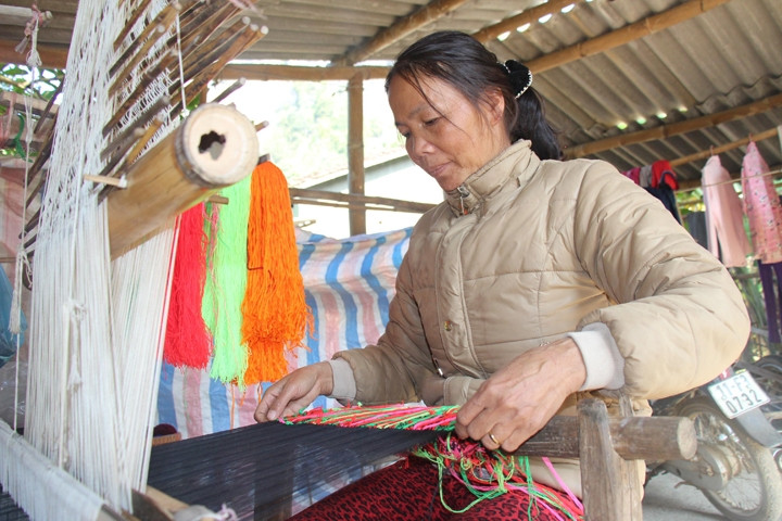 Bảo tồn nghề dệt thổ cẩm ở Cao Bằng