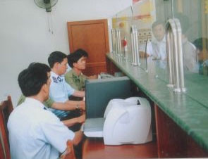 Quy tắc mới của ngành hải quan: “Không được xin hàng của khách”.