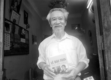 Ông bác sĩ với "đơn thuốc" đặc biệt