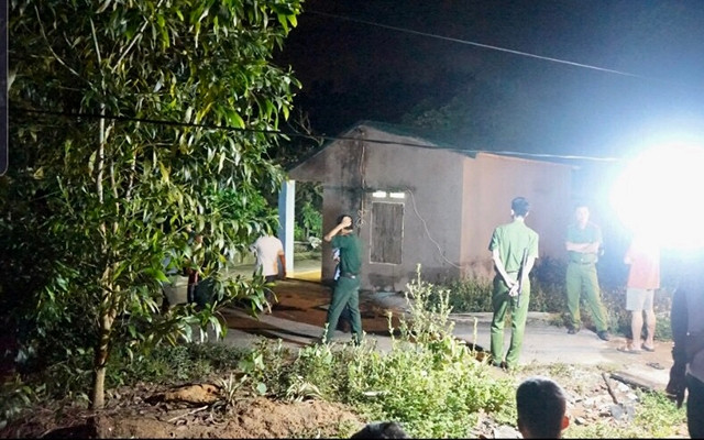 Hiện trường xảy ra vụ án mạng ở phường Thanh Sơn.