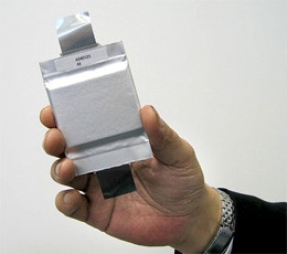 NEC chế tạo thành công pin gốc hữu cơ