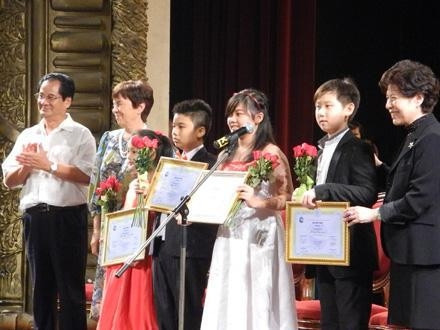 Các thí sinh xuất sắc tại bảng A.