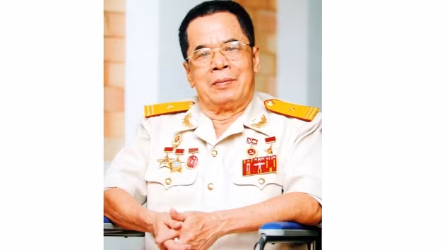 Anh hùng Lực lượng vũ trang nhân dân, Thiếu tá tình báo Nguyễn Văn Thương.