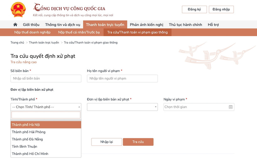 Người nộp phạt vàp mục "Tra cứu/Thanh toán vi phạm giao thông" để nộp phạt.