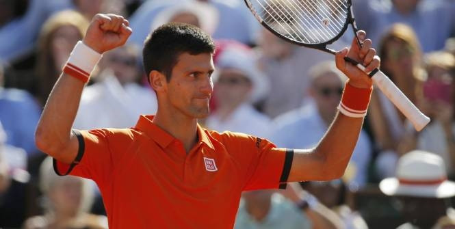 Tay vợt số 1 thế giới Novak Djokovic đã có chiến thắng đầu tiên trước Rafael Nadal ở giải quần vợt Roland Garros. (Ảnh: Reuters).
