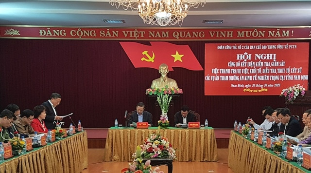 Quang cảnh buổi làm việc.