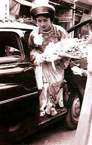 Cô dâu Vũ Thị Nhung,
năm 1954.