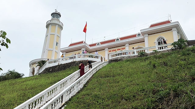 Đảo nhỏ nơi địa đầu