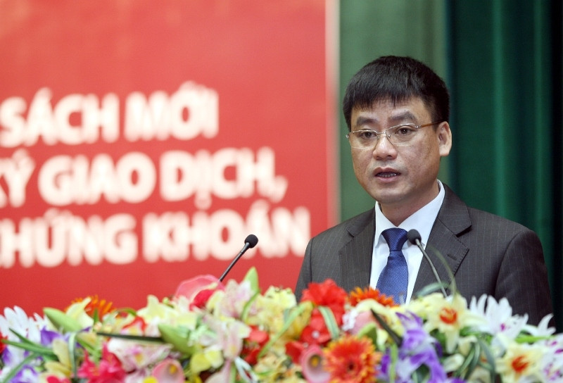 Ông Hoàng Văn Thu, Phó Cục trưởng Cục Tài chính Doanh nghiệp phát biểu khai mạc hội nghị.