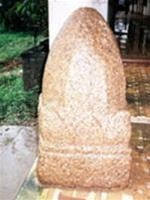 Phát hiện điêu khắc đá cổ Chămpa tại Bình Định