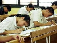 Thí sinh làm bài thi
tại Hội đồng thi ĐH Luật Hà Nội.