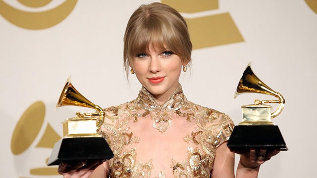 Taylor Swift xác lập kỷ lục doanh thu