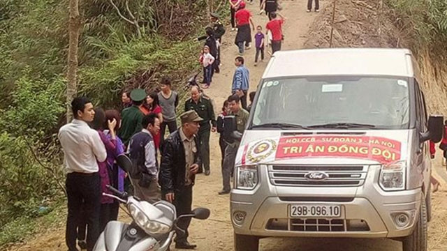 Lên thăm cây hương 468.