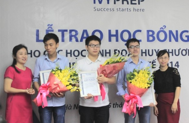 Ba học sinh đoạt giải Olympic Toán Quốc tế 2014 nhận học bổng IvyLead