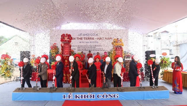 Liên danh Công ty cổ phần Đầu tư Văn Phú số 2 và Công ty cổ phần In và Văn hóa phẩm chính thức khởi công Dự án The Terra – Hào Nam sáng 16-3.