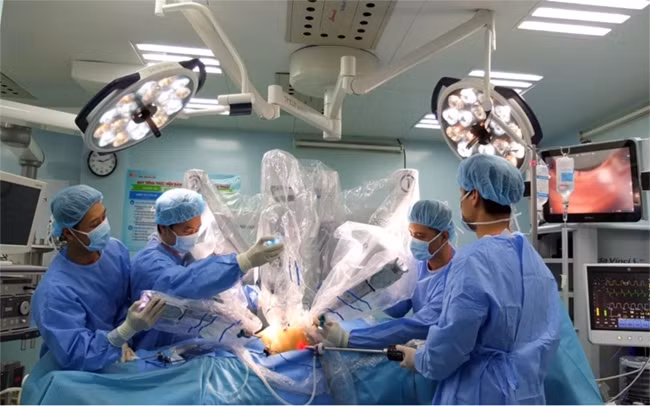 Ứng dụng công nghệ trí tuệ nhân tạo trong phẫu thuật nội soi của Bệnh viện Bình Dân được trao giải nhất Giải thưởng Y tế thông minh 2019.