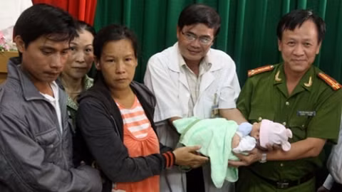 Vụ bắt cóc trẻ sơ sinh gây chấn động dư luận tháng 1-2014. (Ảnh: Vnexpress)