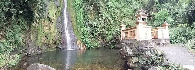 Nghệ An có tiềm năng về danh lam thắng cảnh để phát triển loại hình du lịch văn hóa. Trong ảnh: Thành Lục Niên, núi Thiên Nhẫn, Nghệ An.