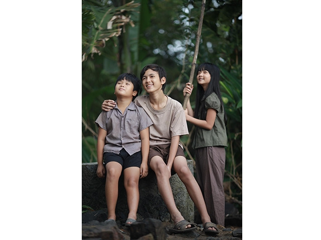 Bộ phim Tôi thấy hoa vàng trên cỏ xanh đã mở ra mô hình mới chưa từng có tiền lệ. Ảnh: TL