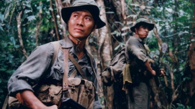 Đạo diễn Bùi Tuấn Dũng từng mua được đĩa lậu phim Đường thư của mình ngoài chợ đen.