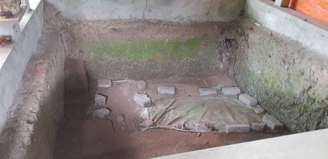 Sau khi khai quật phát hiện bộ xương của người Việt cổ nhưng chỉ được che đậy sơ sài.